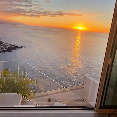 아파트 Toucan's Nest: Landing In Paradise *