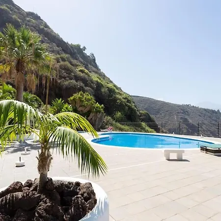 Toucan's Nest: Landing In Paradise 아파트