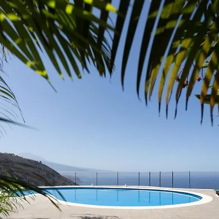 Toucan's Nest: Landing In Paradise 아파트